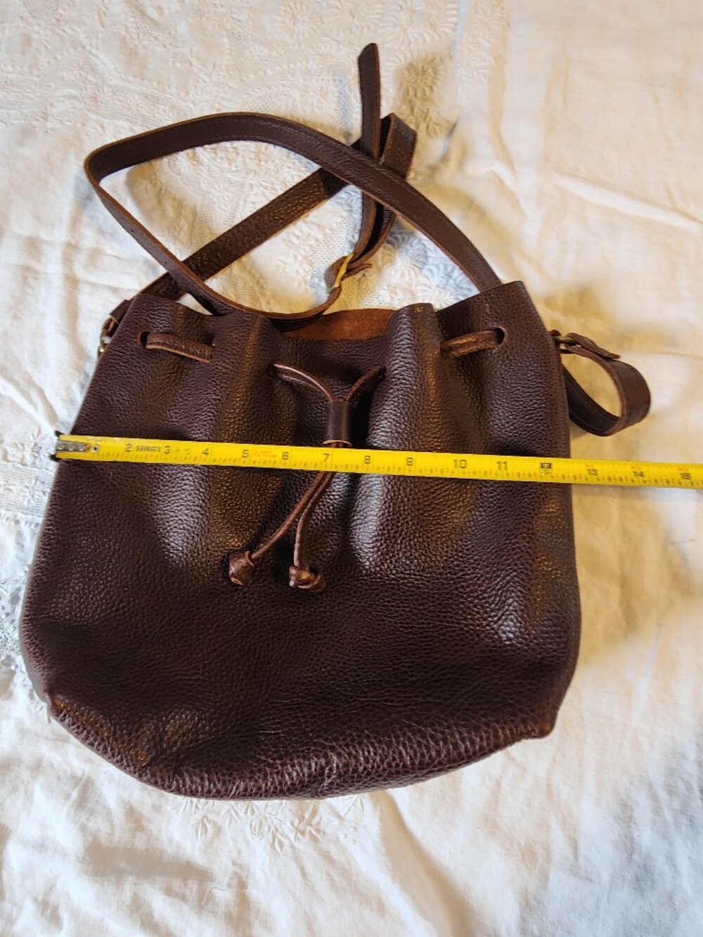 Portland leather goods bucket bag - Picture 2 of 3